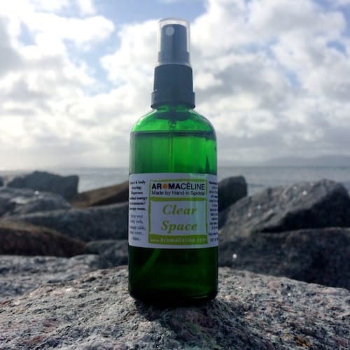Clear Space Spray